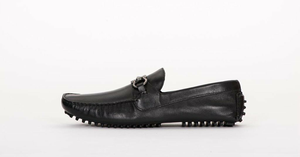 Pair of Kings Mens Black Leather Comfortable Slip On Everyday Dress Moccasins